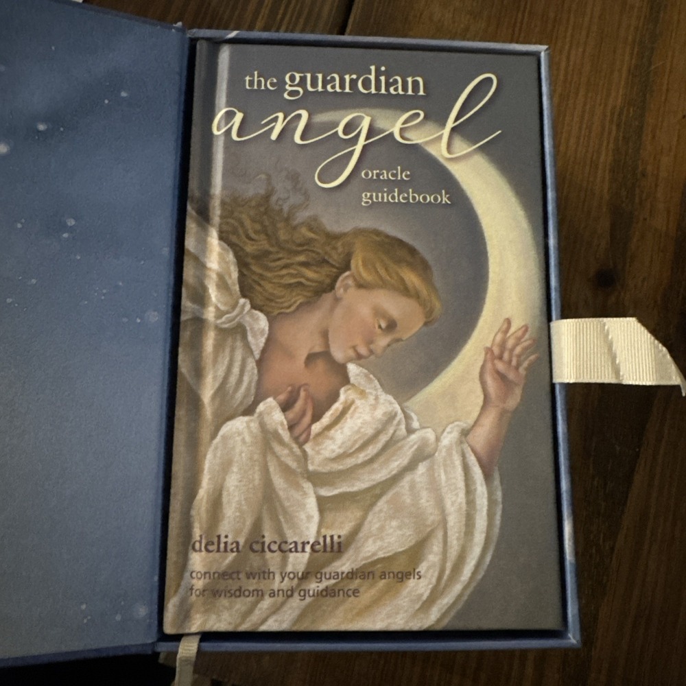 The Guardian Angel Oracle Deck by Delia Ciccarelli - Picture 5 of 7